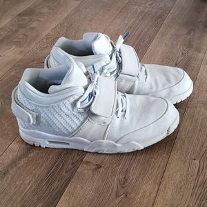 Nike Air Trainer Victor Cruz